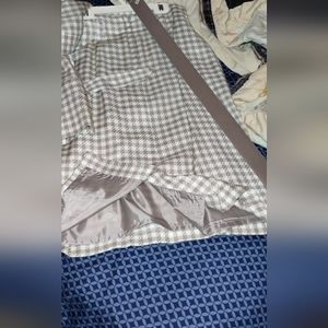 SK company skirt suit